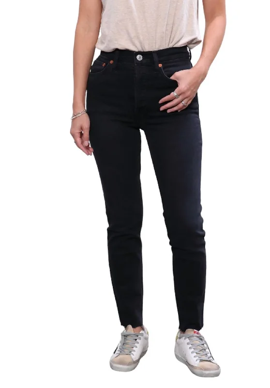 Clothing Woman 90's High Rise Ankle Jean In Faded Black