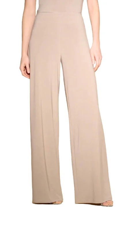 Seasonal Women's Fashion Trends Wide Leg Pant In Latte